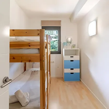 Apartamento Pretty Garden Next To A Charming