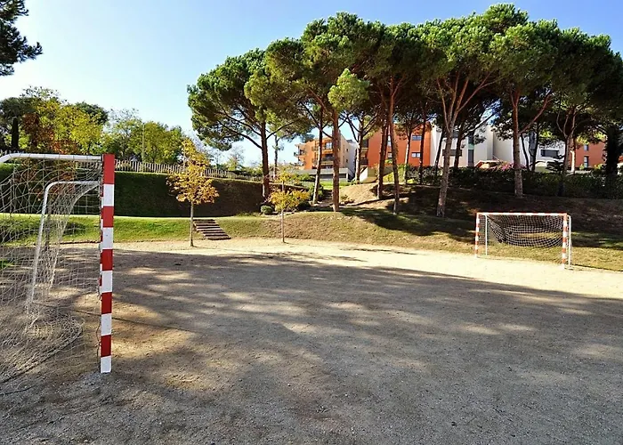 Appartement Pretty Garden Next To A Charming *